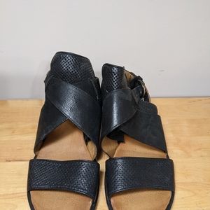 Miz Mooz Fiji Sandals
